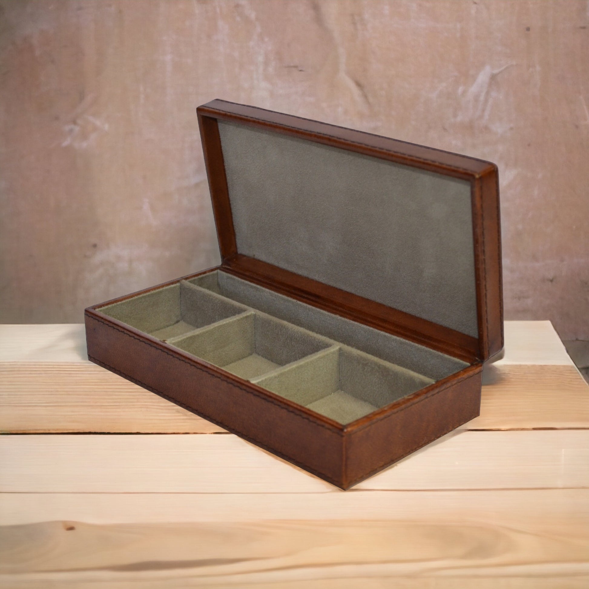 Kundra Cufflinks Box