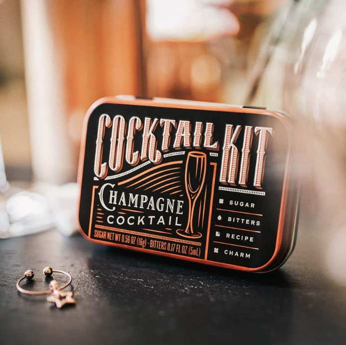 CHAMPAGNE COCKTAIL KIT