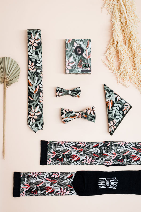 Peggy and Finn Protea Green Pocket Square