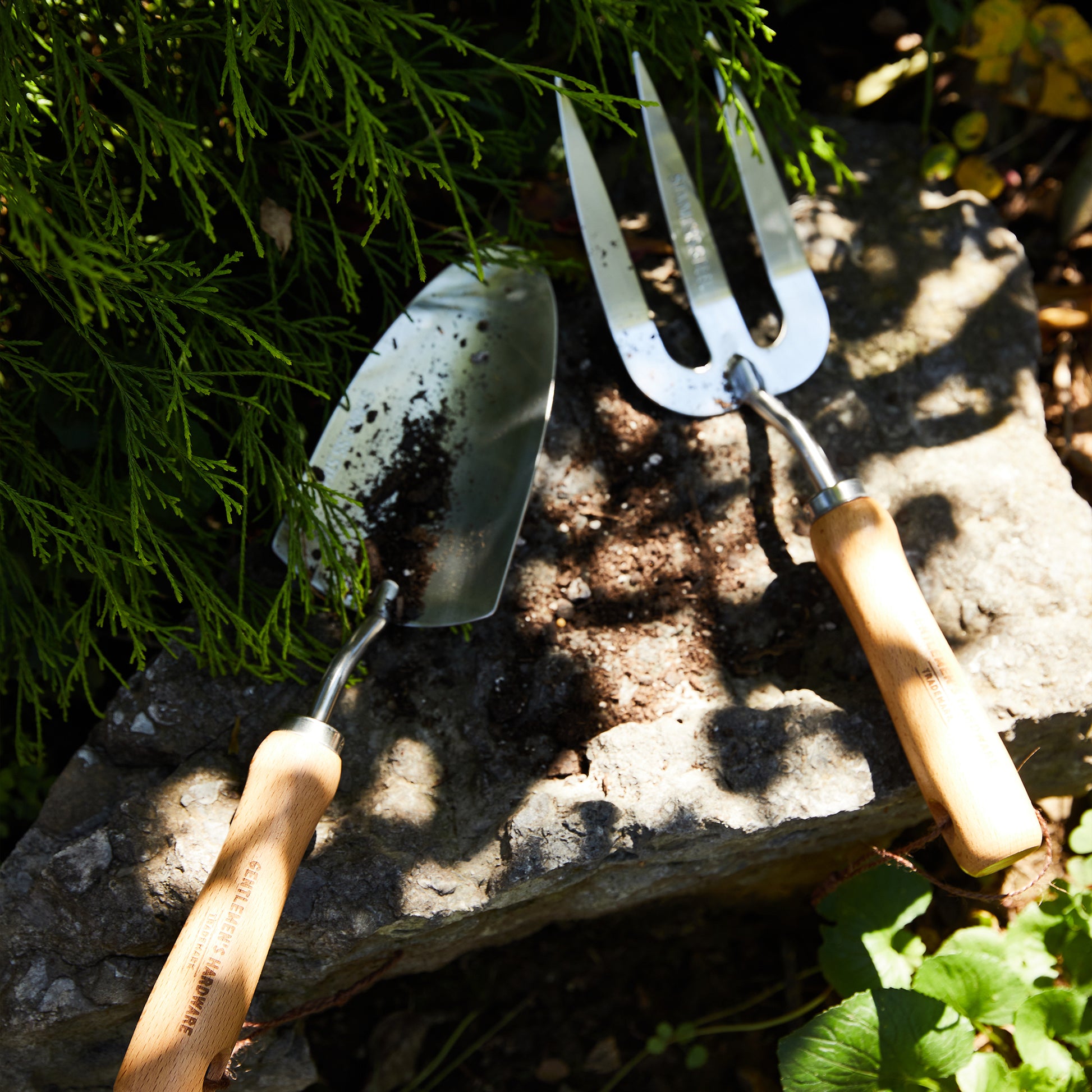 Gentlemen's Hardware Fork and Trowel Set