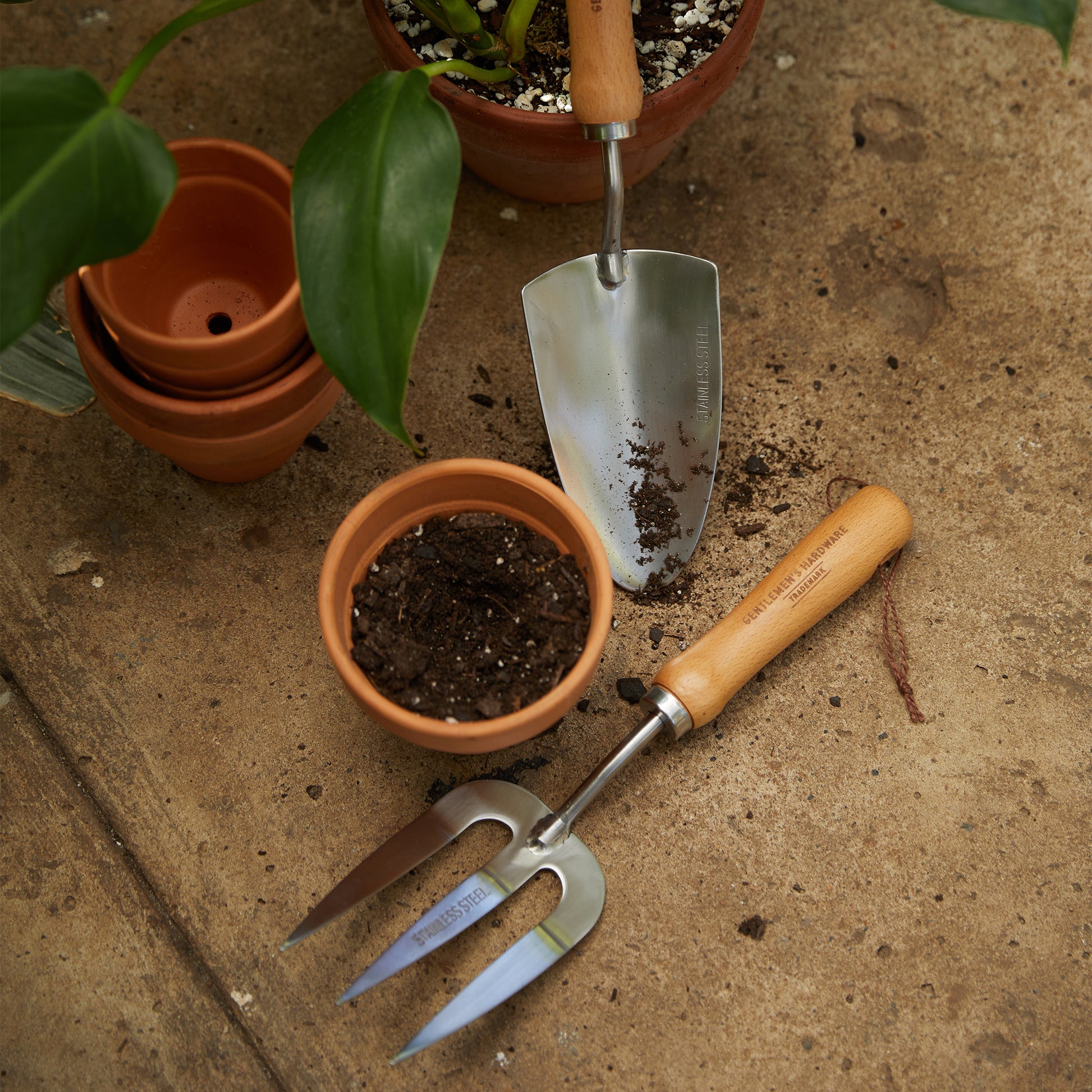 Gentlemen's Hardware Fork and Trowel Set