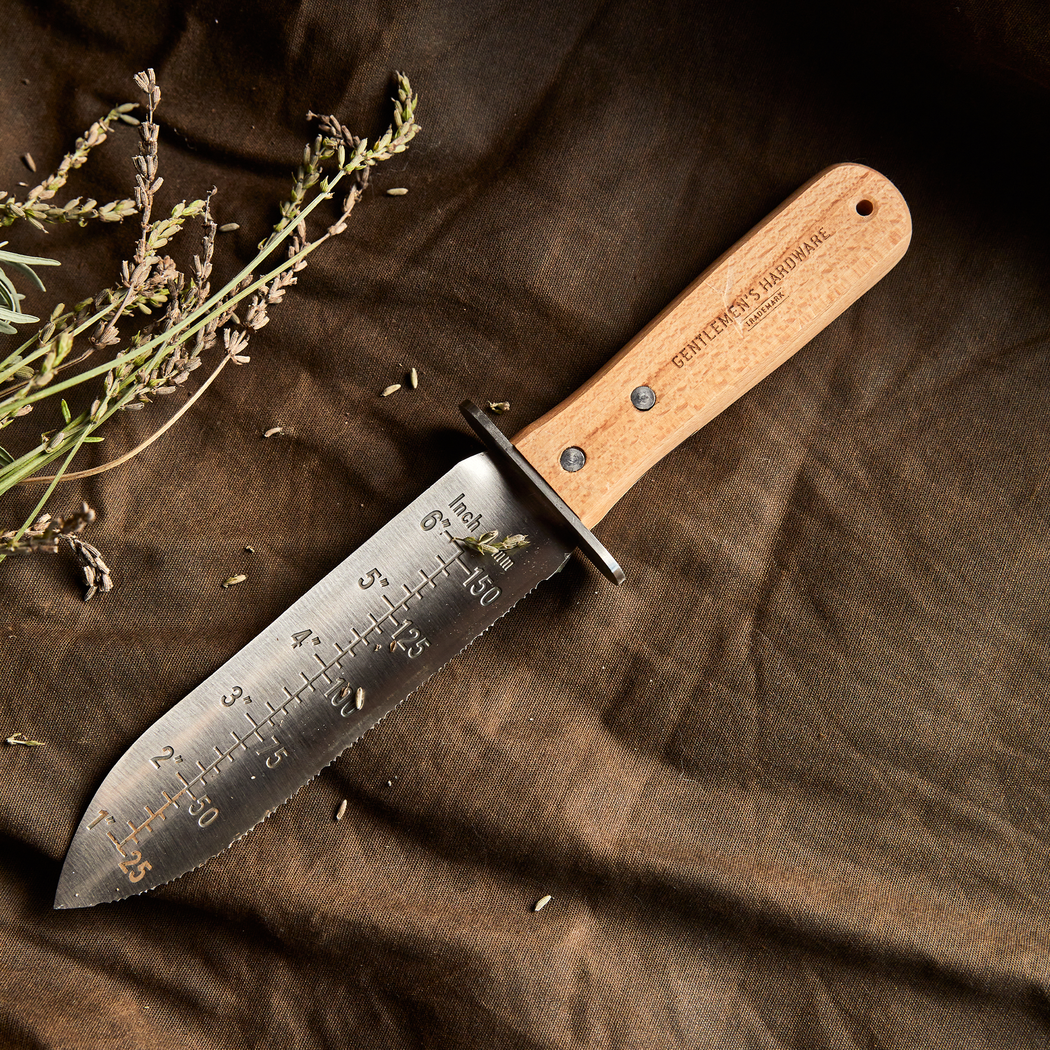 Gentlemen's Hardware Hori Hori Multifunction Knife