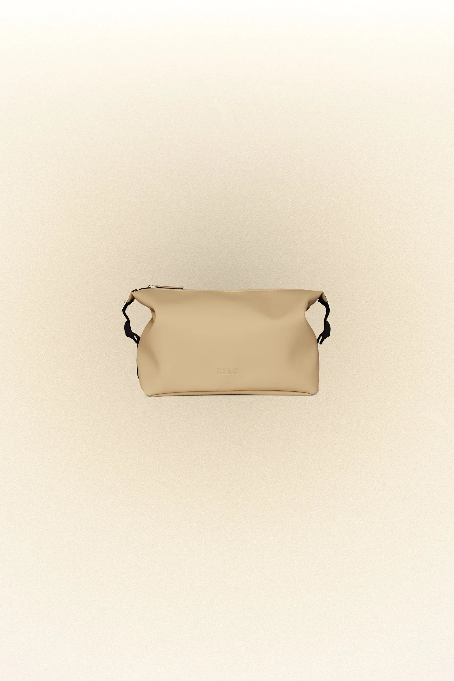 Rains Hilo Weekend Wash Bag