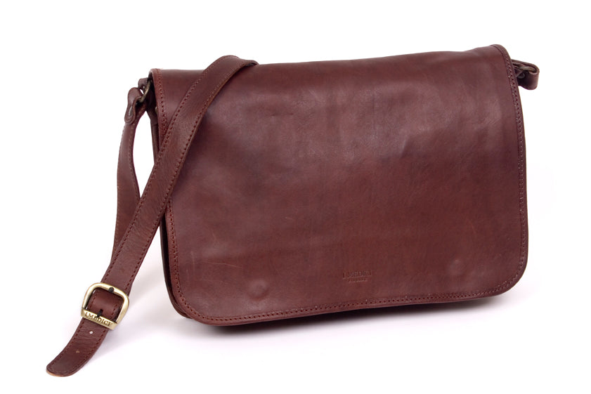  I Medici Postina Italian Leather Messenger Bag