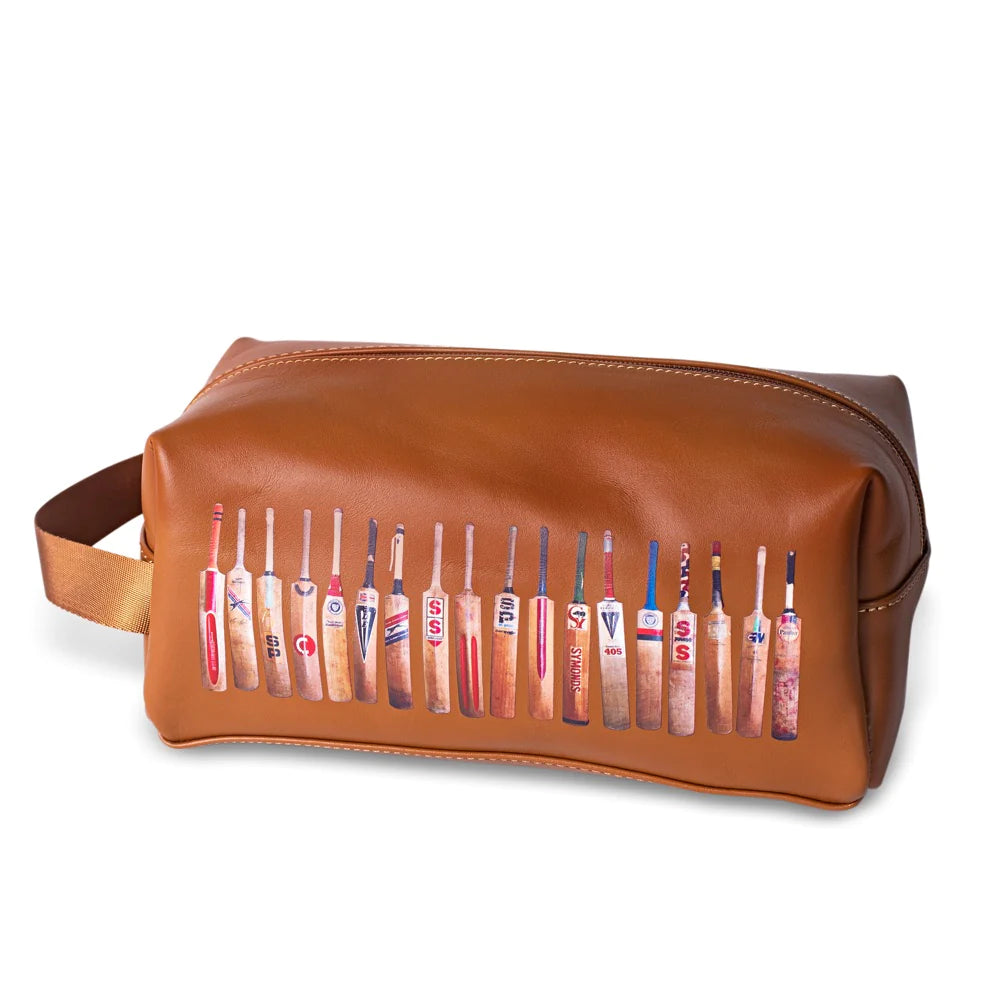 Sporting Nation Leather Toiletry Bag for Cricket Fans