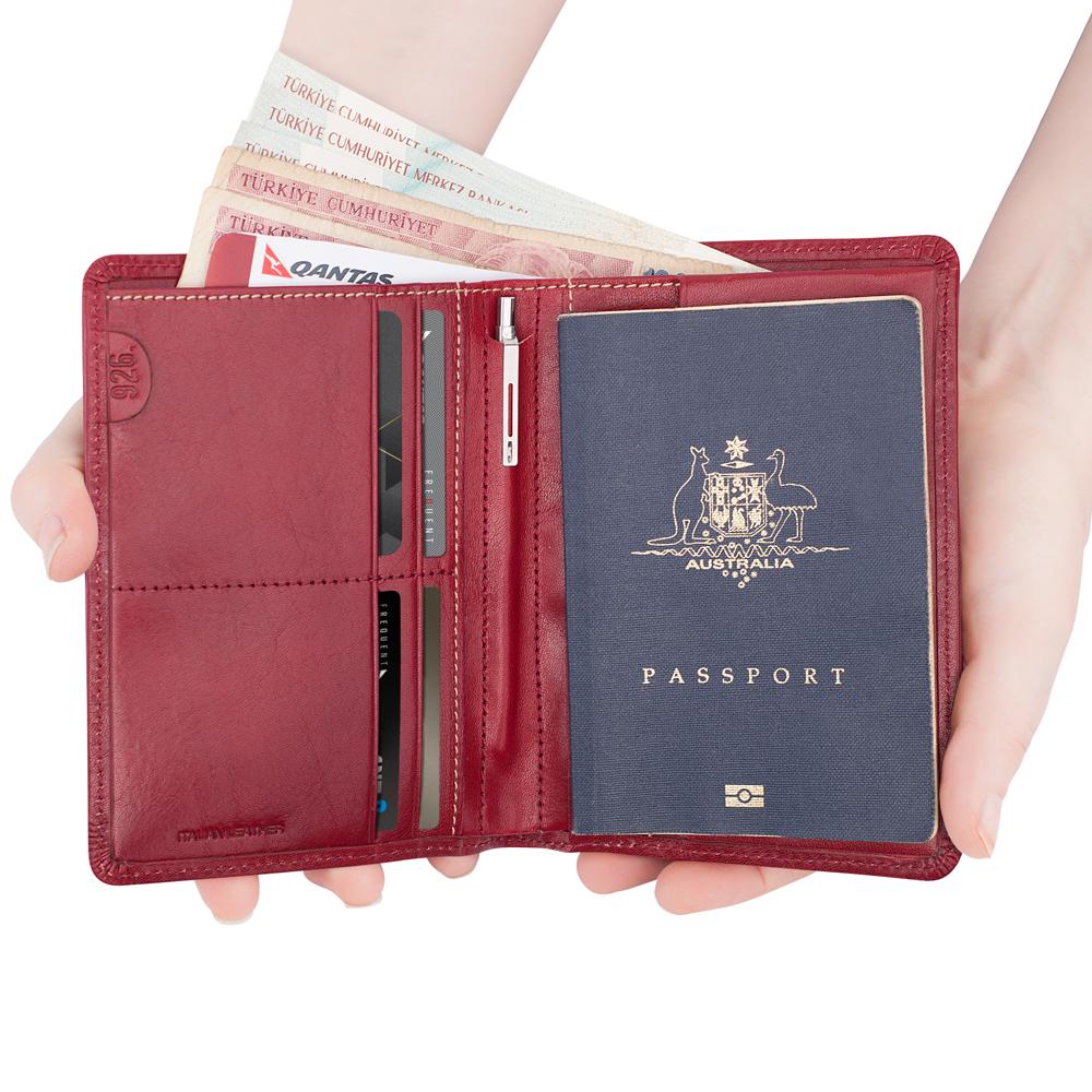 Cricket-Inspired Tourist Travel Wallet